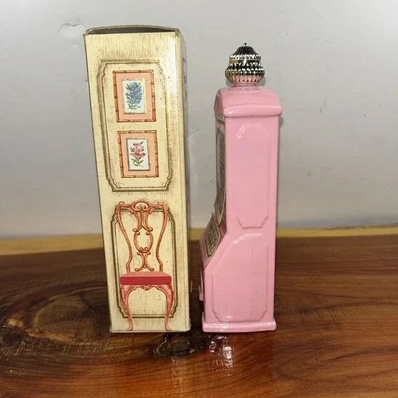 Vtg AVON Secretaire Charisma Foaming Bath Oil Decanter 5 oz Full Collectable - Picture 4 of 6